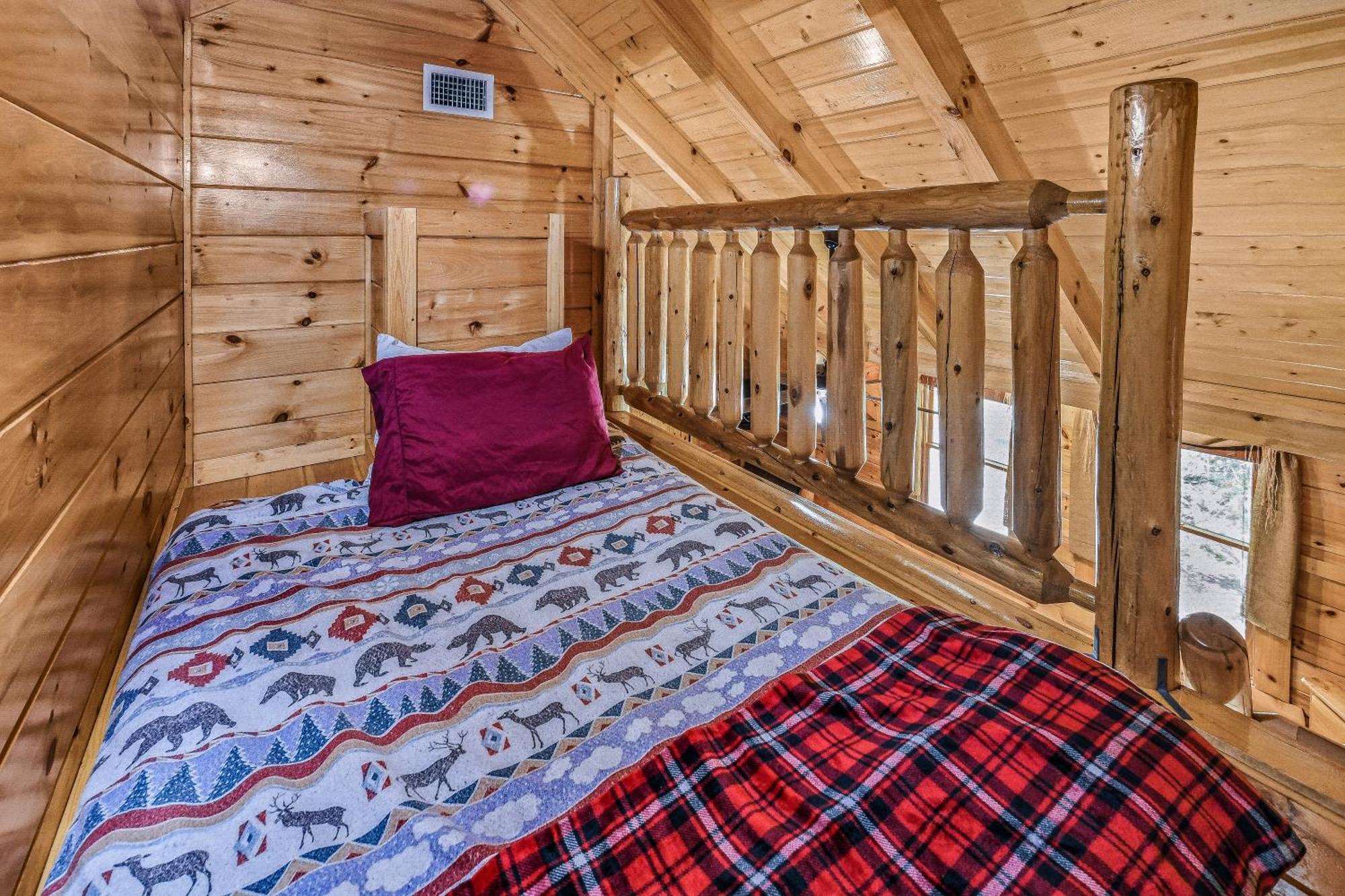 Mountain Spirit Cabin Waldens Creek Exterior foto